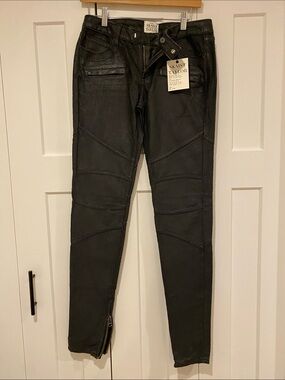 Skaist Taylor Black Skinny Moto Pants with Ankle Zips